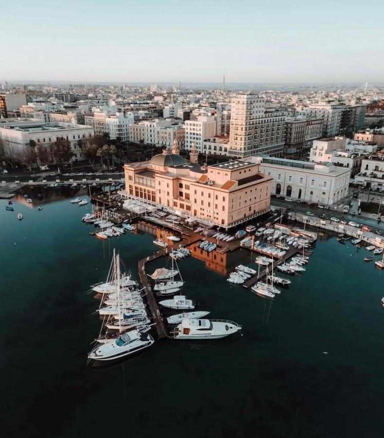 Annamaria - Central Station Charming Accommodation Bari Exterior foto